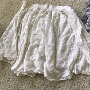 Brandy Melville white flowy skirt